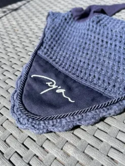 Outlet Bonnet Dy’on bleu marine Bonnets|Bonnet Cheval