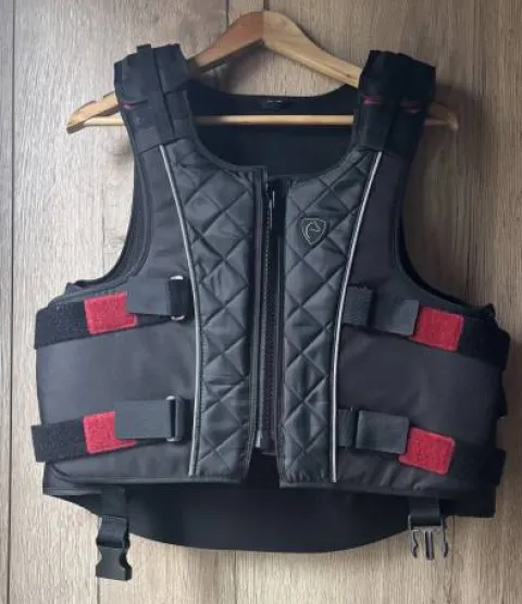 Hot Gilet de protection Equitheme Niveau 3 Femme Le Cavalier En Concours|L'Homme En Concours