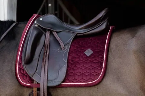 Sale Tapis de selle Velvet - Kentucky Tapis De Dressage|Tapis De Cso