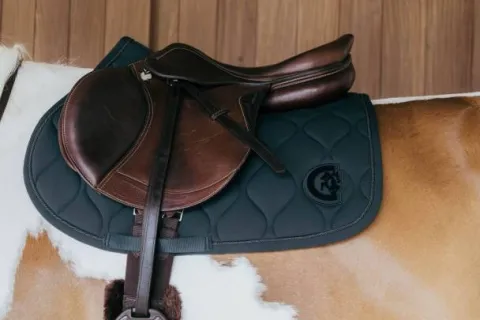 Sale Tapis de selle Wave - Kentucky Tapis De Dressage|Tapis De Cso